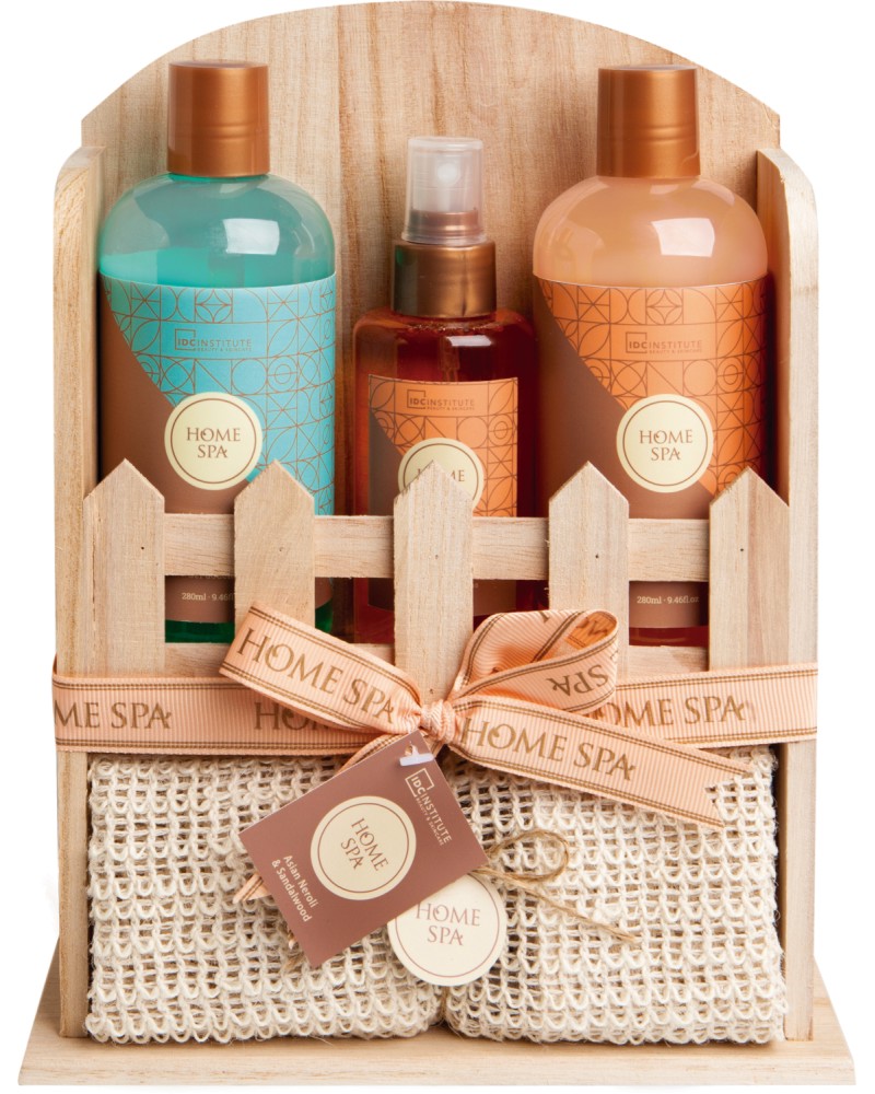 Подаръчен комплект IDC Institute Home SPA Подаръчен комплект IDC Institute Home SPA - Душ гел, пяна за вана, спрей за тяло и кърпа - продукт