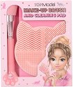 Детски комплект Top Model Beauty & Me - Четка за грим и подложка за почистване от серията Beauty & Me - продукт