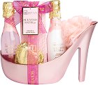 Подаръчен комплект IDC Institute Scented Bath Rose - Душ гел, лосион, соли, бомбичка за вана и гъба за баня - продукт