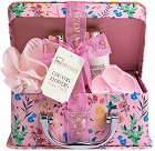 Подаръчен комплект IDC Institute Country Flowers - Душ гел, лосион, бомбичка за вана и гъба за баня - продукт