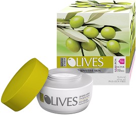 Nature of Agiva Olives Regenerating Day Cream Anti-wrinkle - Крем против бръчки за суха и чувствителна кожа от серията "Olives" - крем
